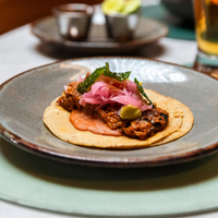 TACO DE CHAMORRO EN ABODO