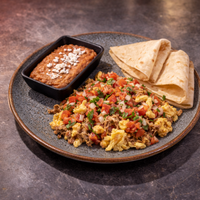 HUEVOS CON MACHACA